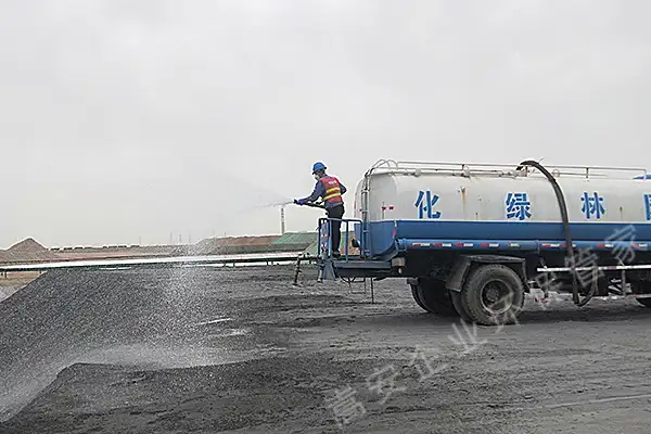 大风天气多，怎么治理道路扬尘？