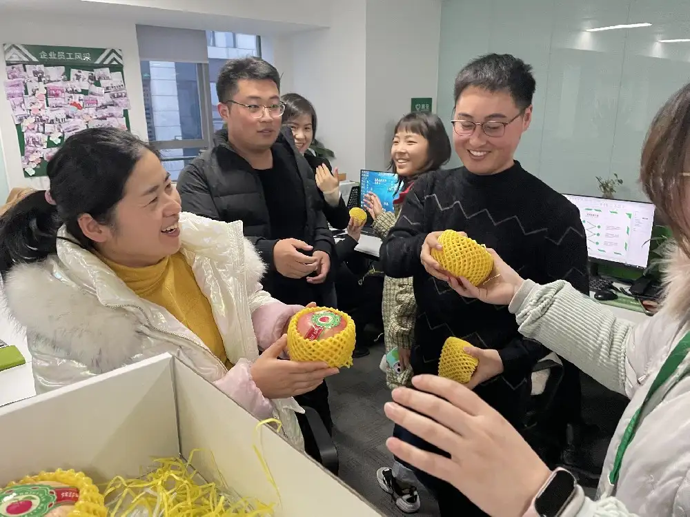 叮！你的圣诞礼物已到，请注意查收