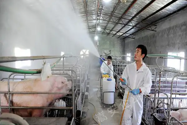 除臭剂是怎么解决养殖场臭味的，对家禽生长有害吗？