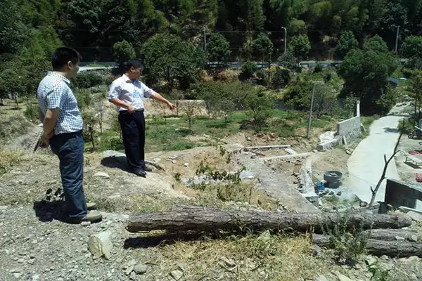 养殖场臭气担心被处罚？嵩安环保除臭剂帮您排忧解难