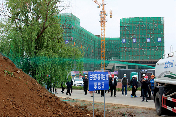 嵩安环保抑尘剂成新宠，工地治理扬尘不再难