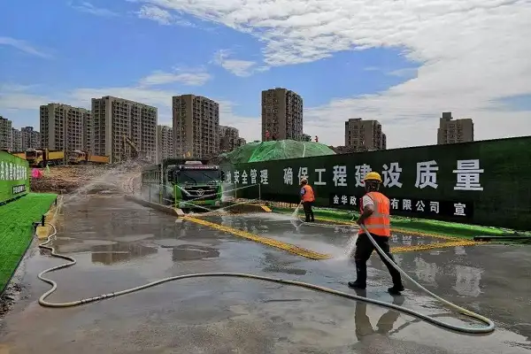 工地新型扬尘抑制剂 用它一喷即刻见效!